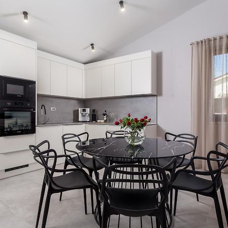 Apartmani Dogas Crikvenica Cameră foto