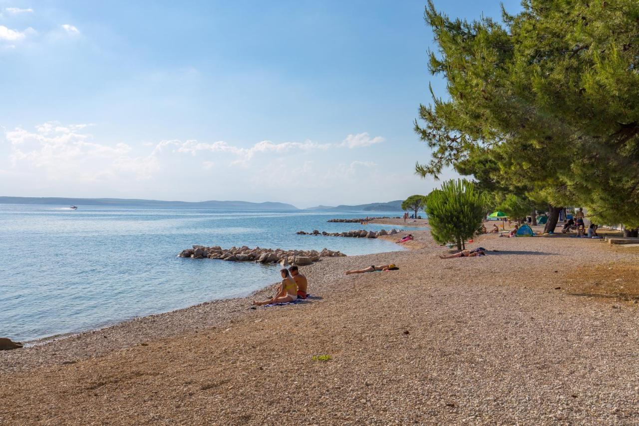 Apartmani Dogas Crikvenica Exterior foto