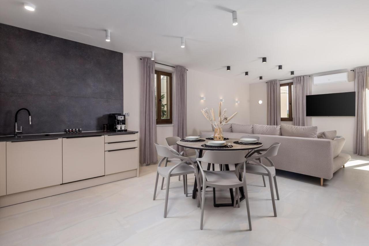 Apartmani Dogas Crikvenica Exterior foto