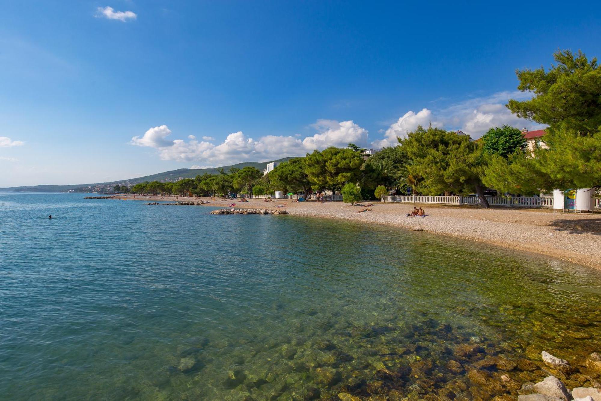 Apartmani Dogas Crikvenica Cameră foto