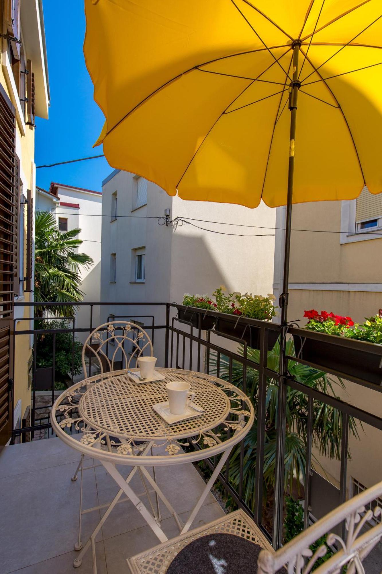 Apartmani Dogas Crikvenica Cameră foto